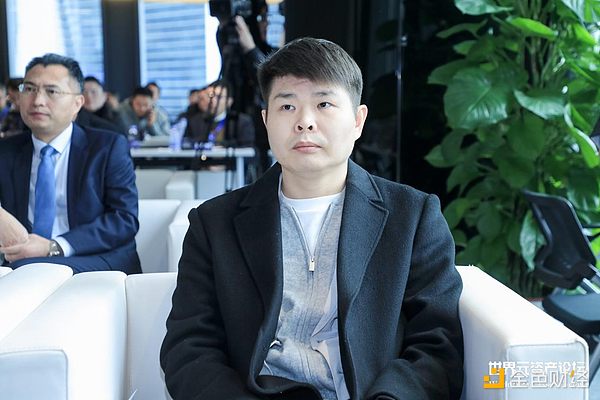 AI时代职场生存指南：5个让你立于不败之地的核心能力